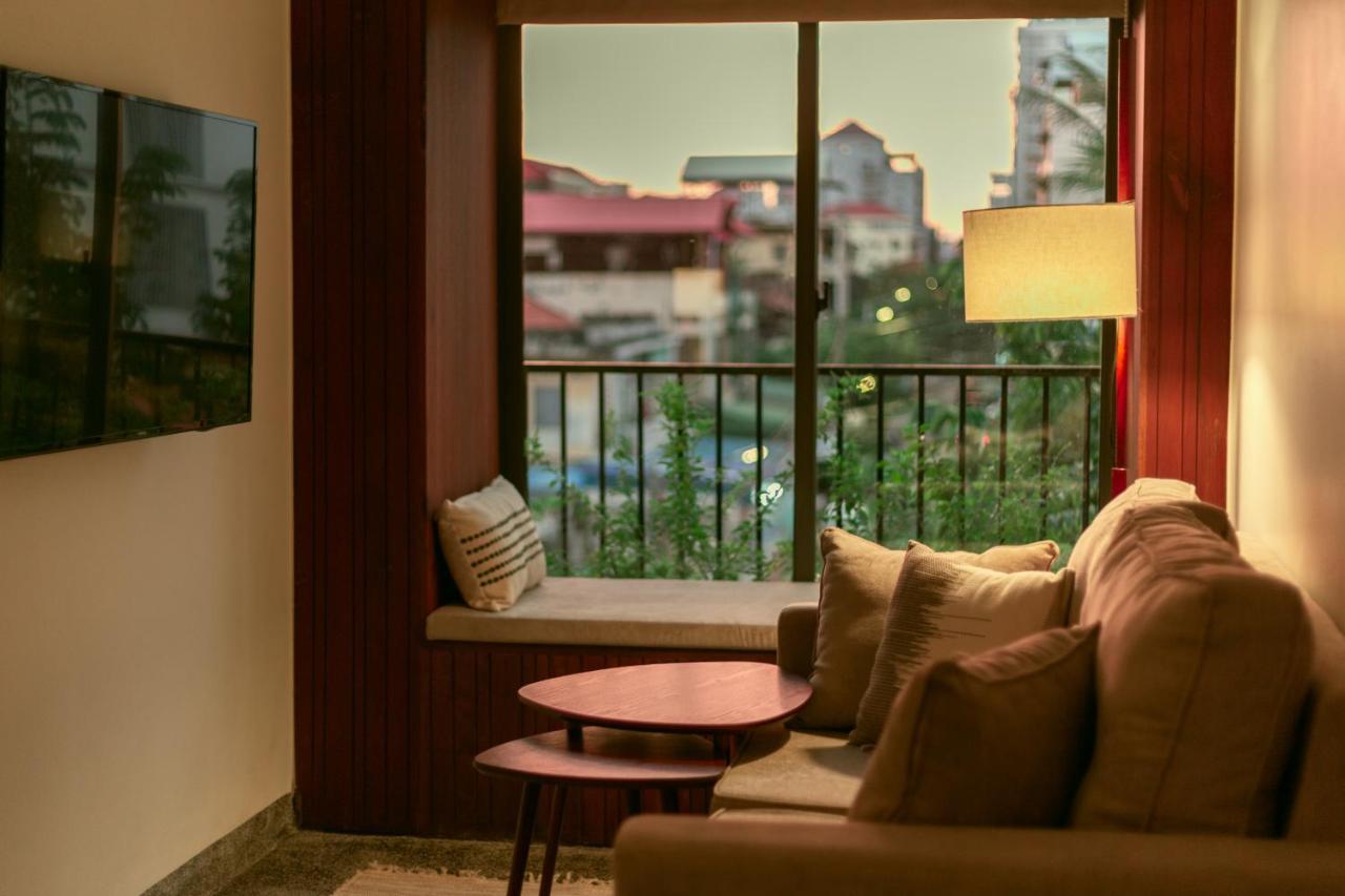 La Chronique Hotel Phnom Penh Eksteriør bilde